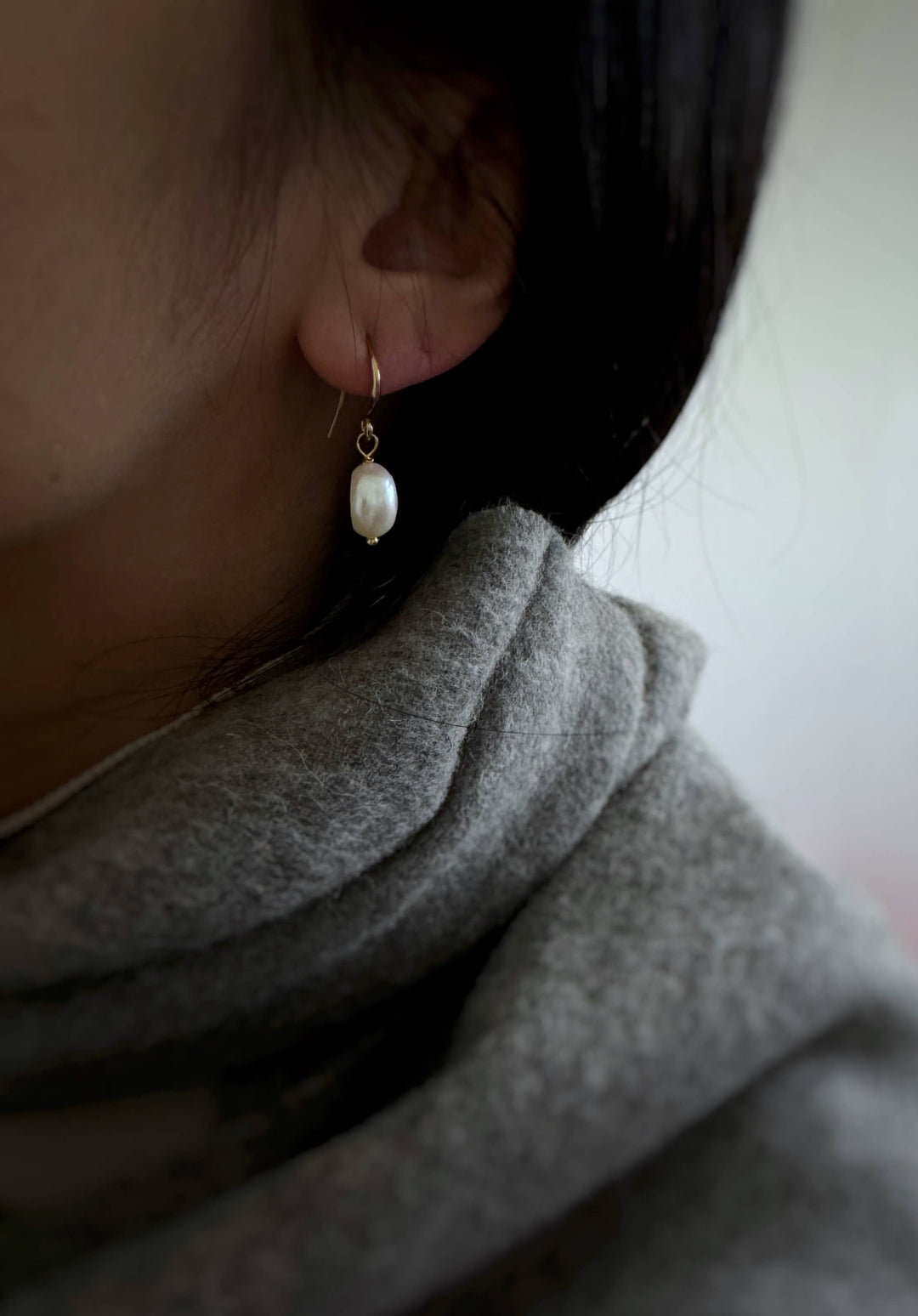 iBijoux - Minimal Freshwater Pearl Dangle Earrings (1E04a)
