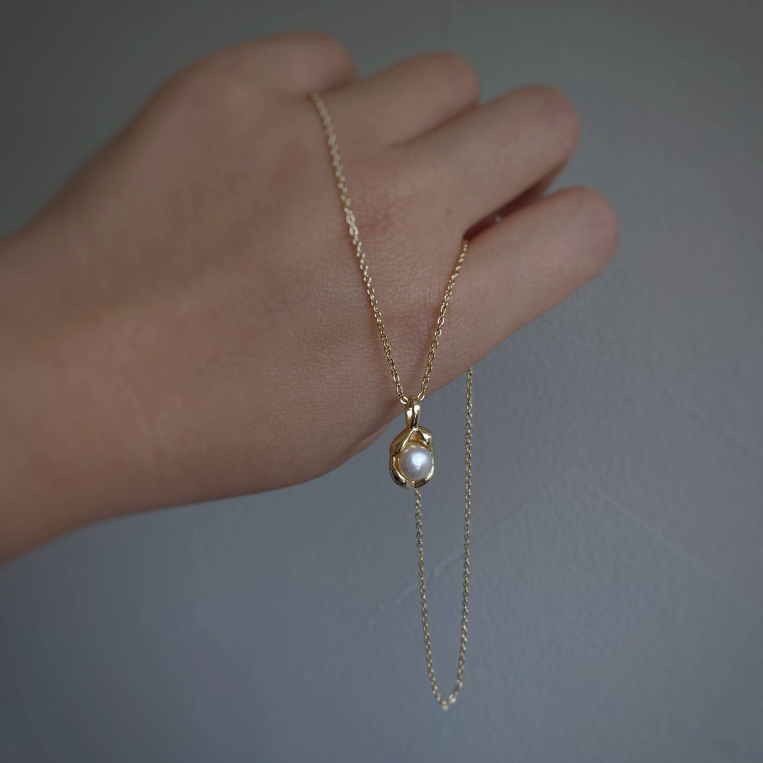 iBijoux - Single Pearl Pendant Necklace