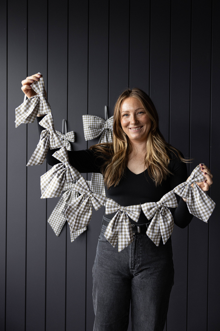 Luxe B Co - Gingham Green Fabric Bow Garland