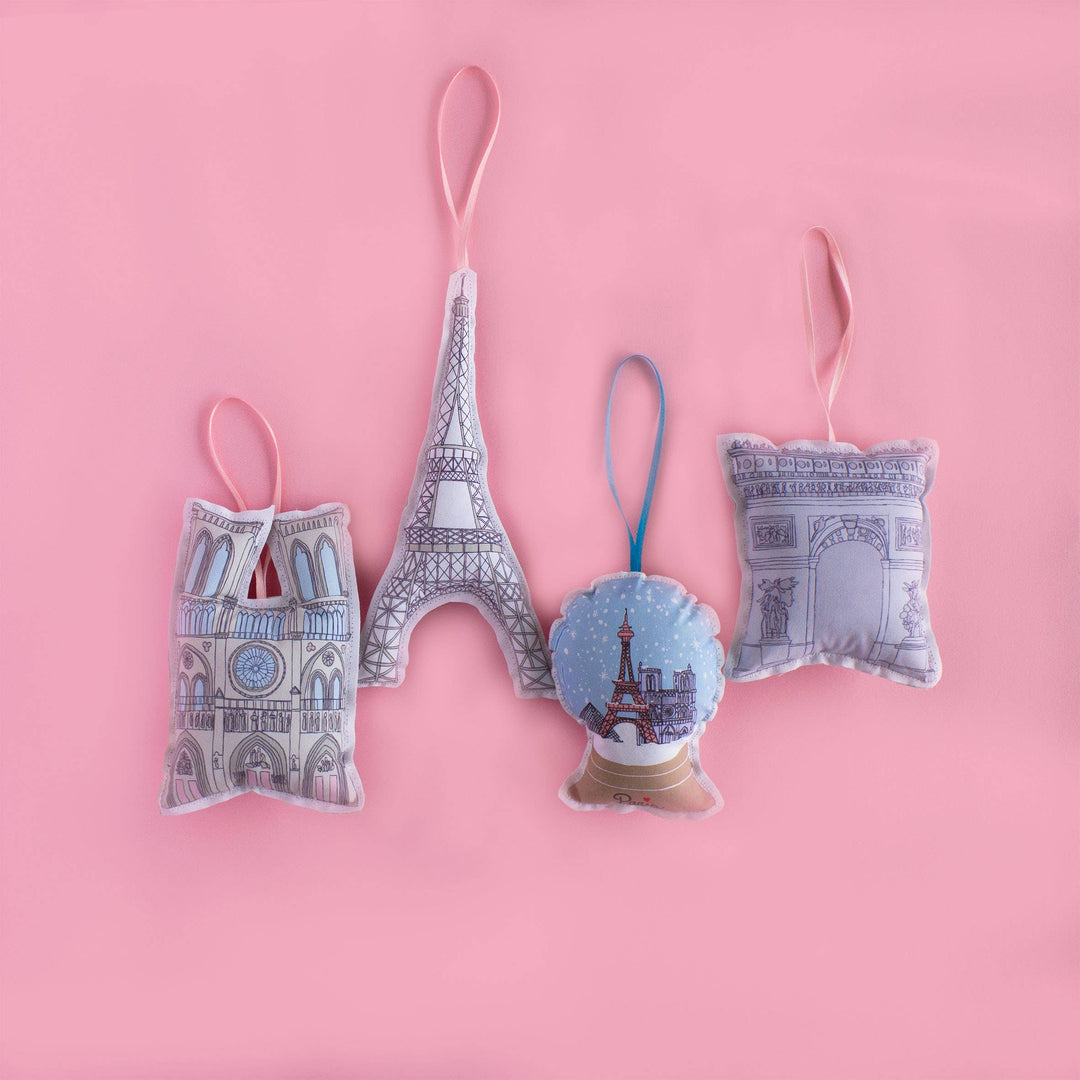 Creationzbycatherine Catherine - Notre Dame de Paris, ornament