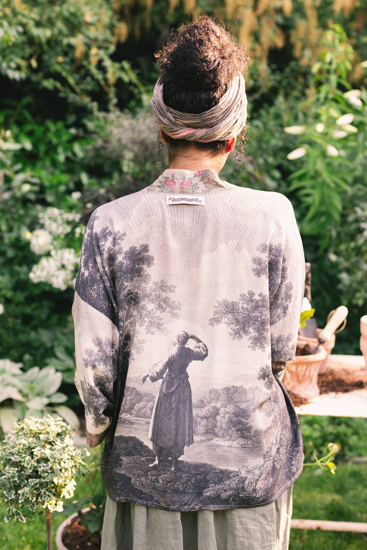 Market of Stars (Worldwide) - Still I Rise Pixie Duster Cropped Kimono w Sunrise Woman
