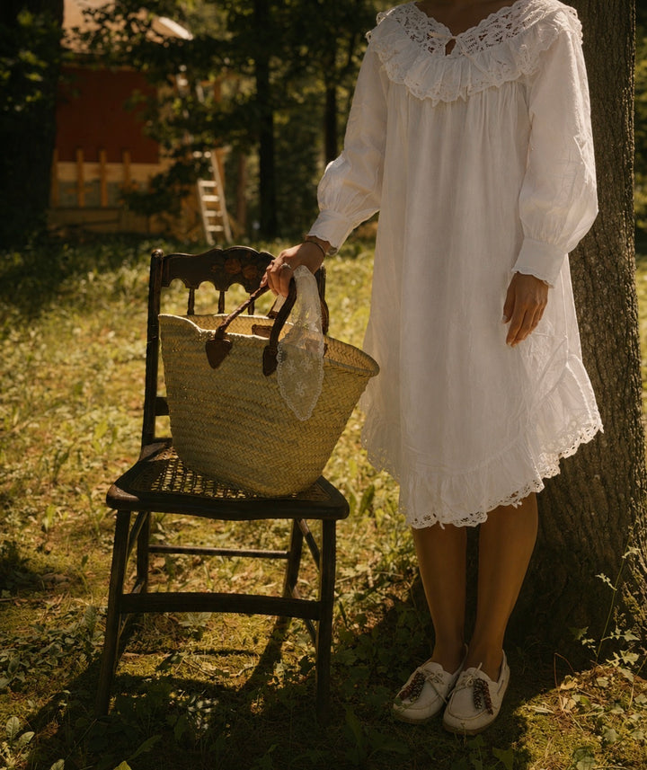 The Poet’s Nightgown