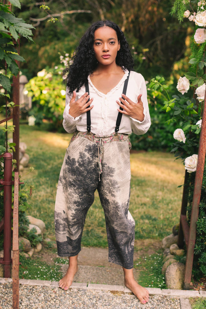 Market of Stars (Worldwide) - Still I Rise Linen Cropped Artist Pant w/ Sunrise, Woman