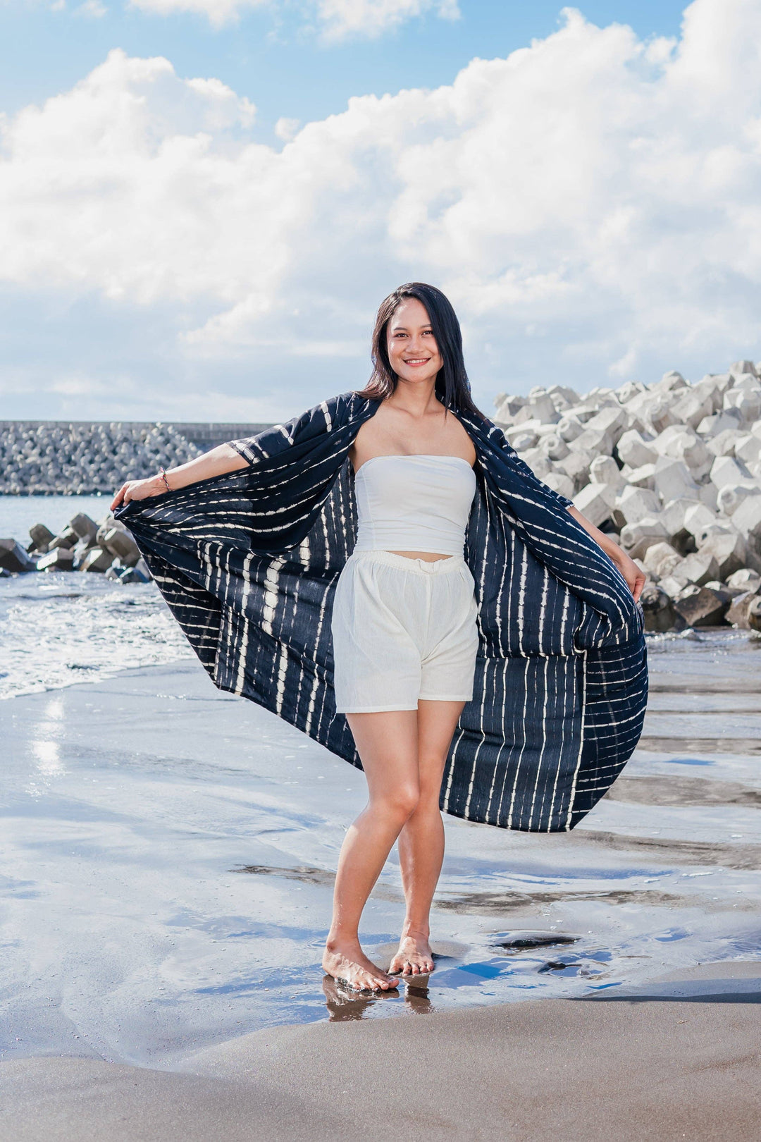 Suzie Blue Canada - Black & White Tie Dye Long Kimono