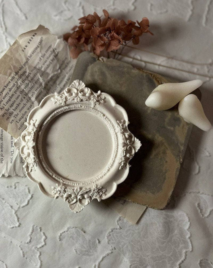 Home Pro Idea - Ornate Round Candle Base
