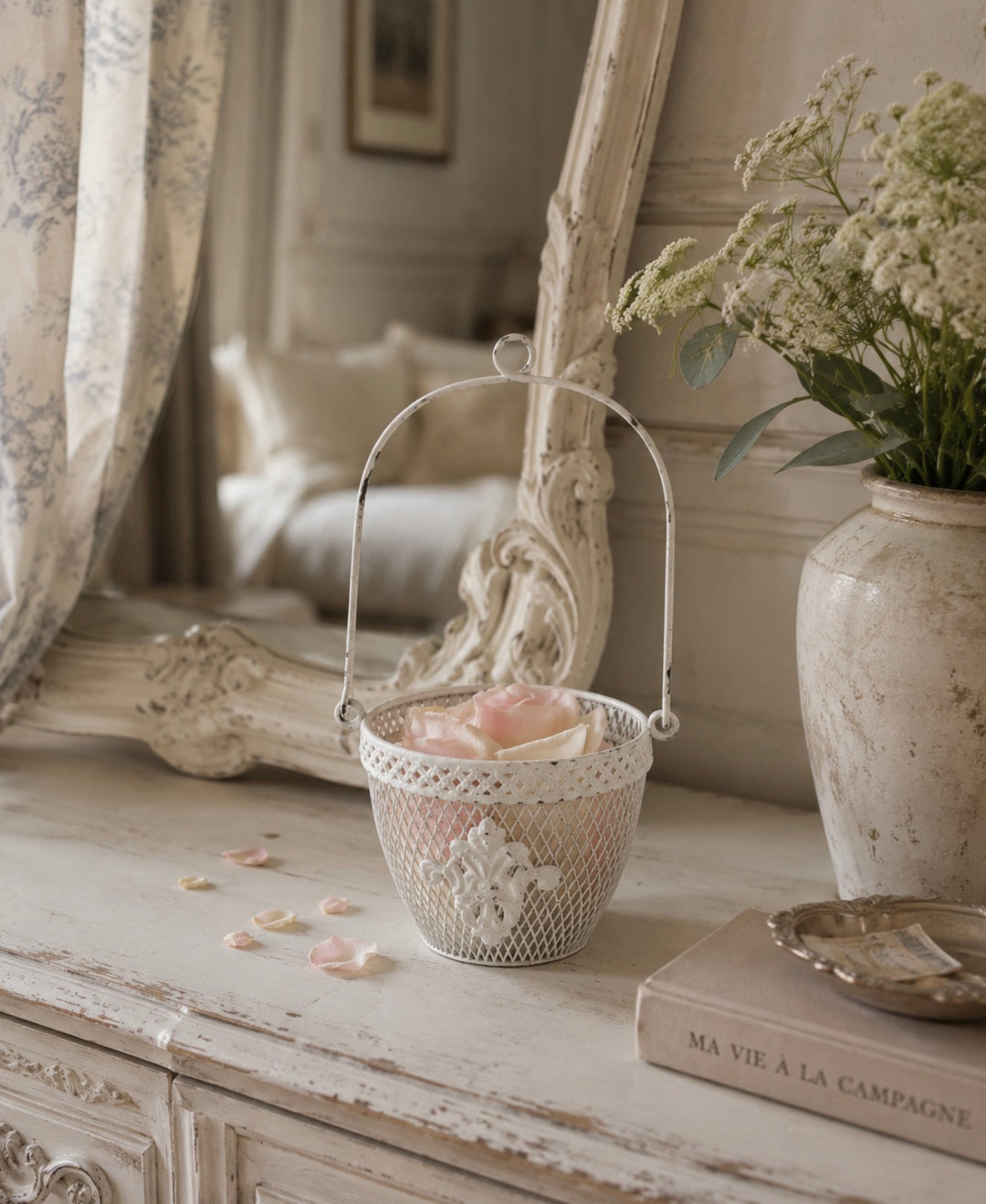 Shabby Chic Metal Basket