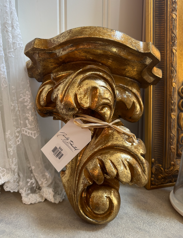 Golden Ornate Hanging Wall Sconce