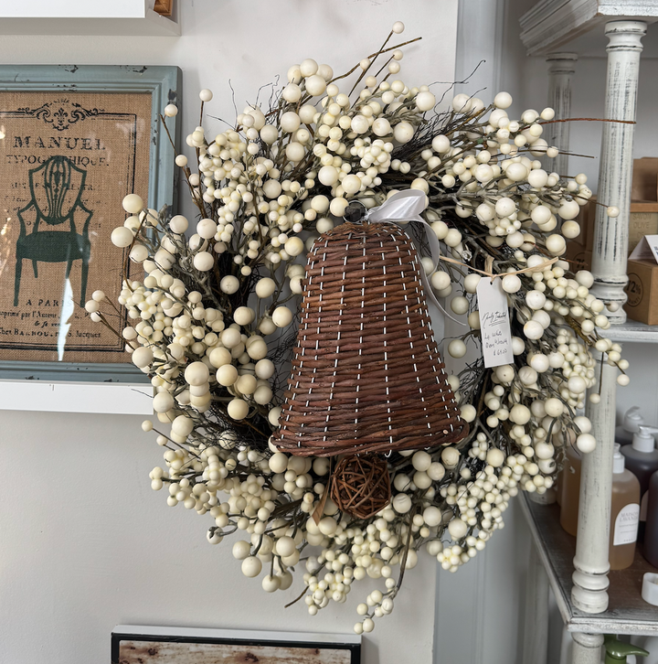 White Berry Wreath 24"