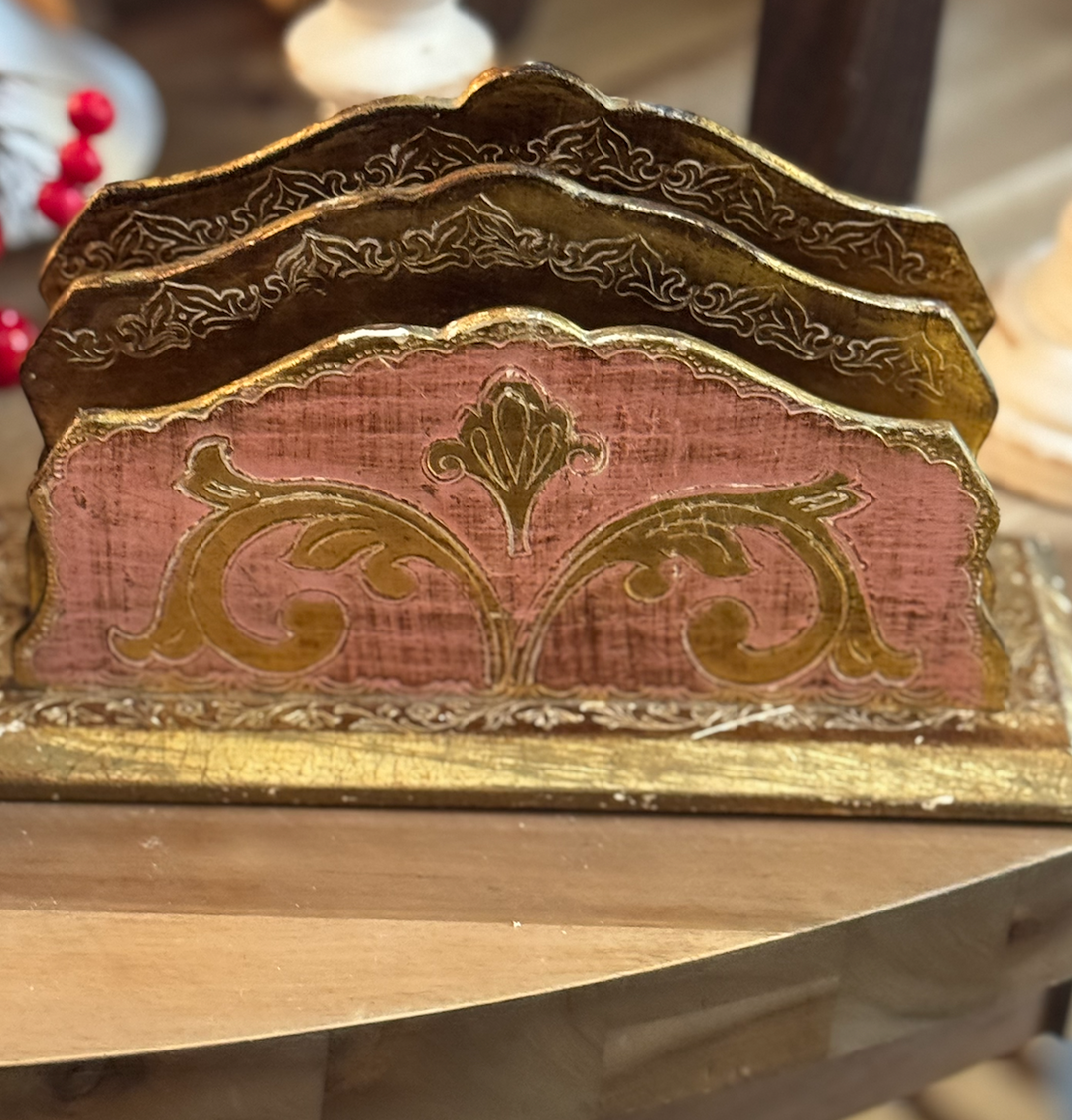 Florentine letter or serviette holder