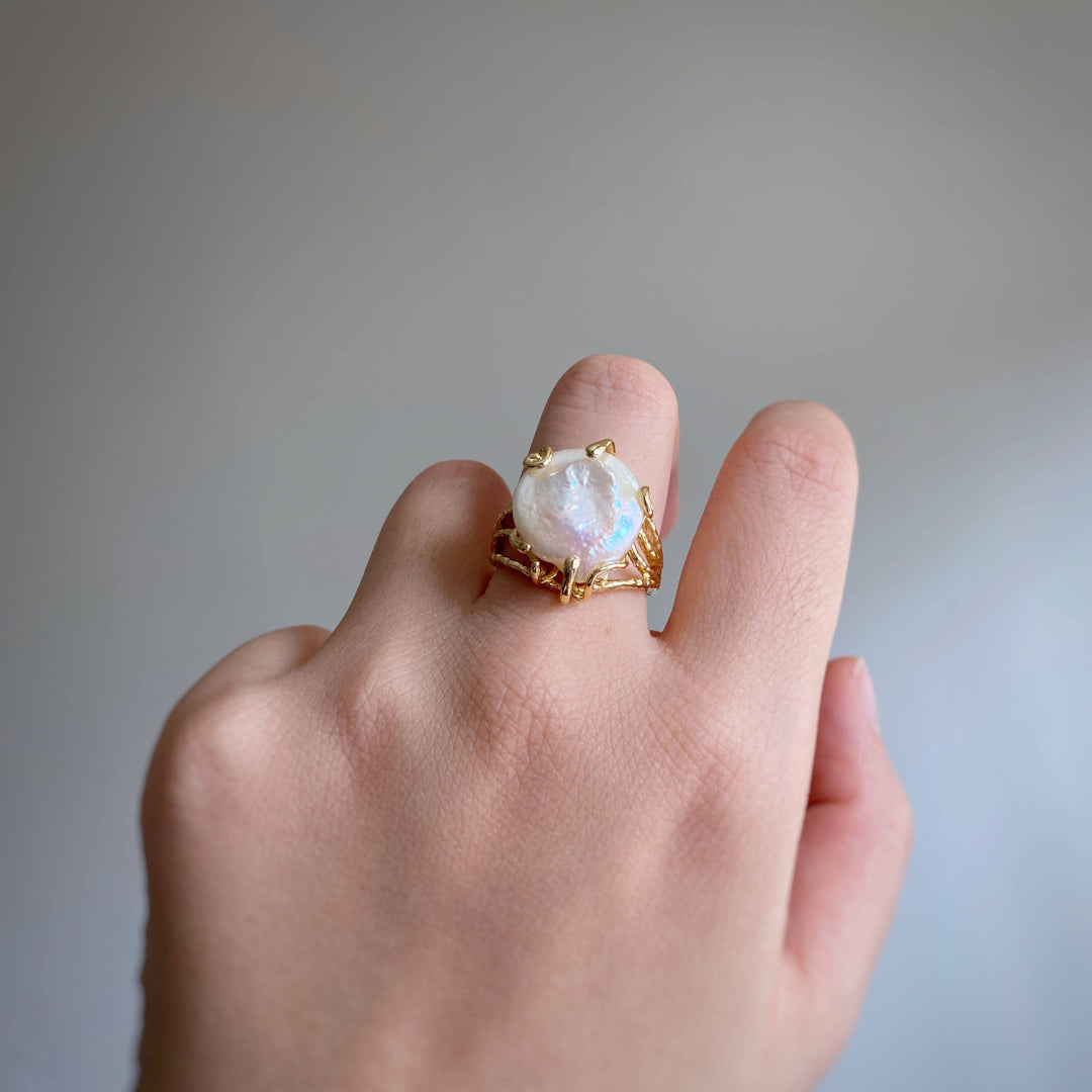iBijoux - Organic Baroque Pearl Statement Ring (1R06b)
