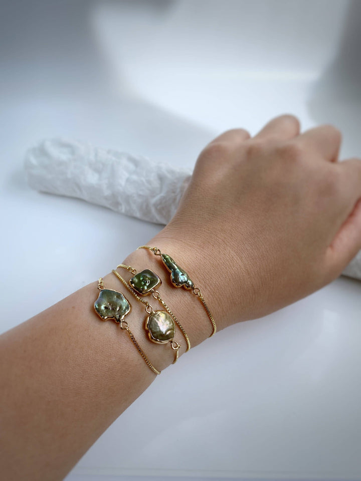 iBijoux - Unique Gold Dipped Baroque Pearl Bracelet