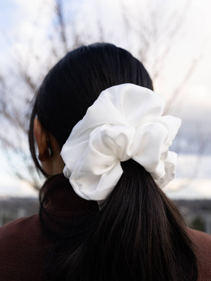 Janzy - White Silk Oversized Scrunchie