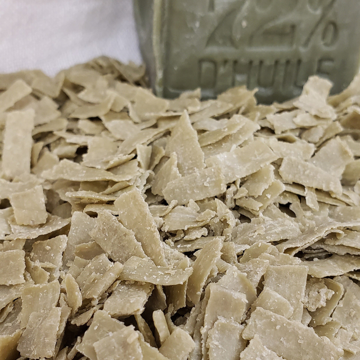 Au Savon de Marseille - Marseille soap Flakes 1kg - Unscented - Le Serail