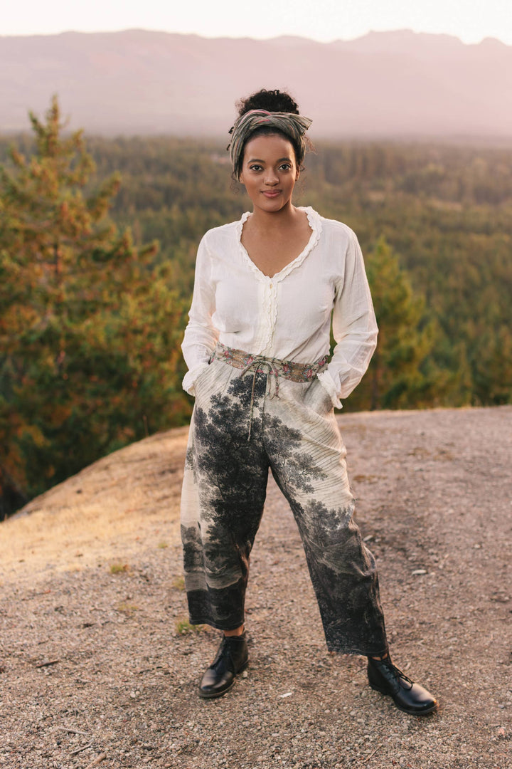 Market of Stars (Worldwide) - Still I Rise Linen Cropped Artist Pant w/ Sunrise, Woman