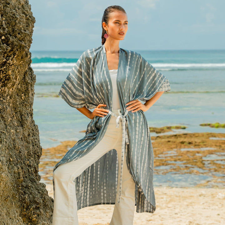 Suzie Blue Canada - Bone Tie Dye Kimono - Grey & White