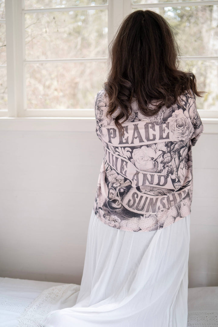 Market of Stars (Worldwide) - Peace Wine & Sunshine Pixie Duster Cropped Kimono Blush