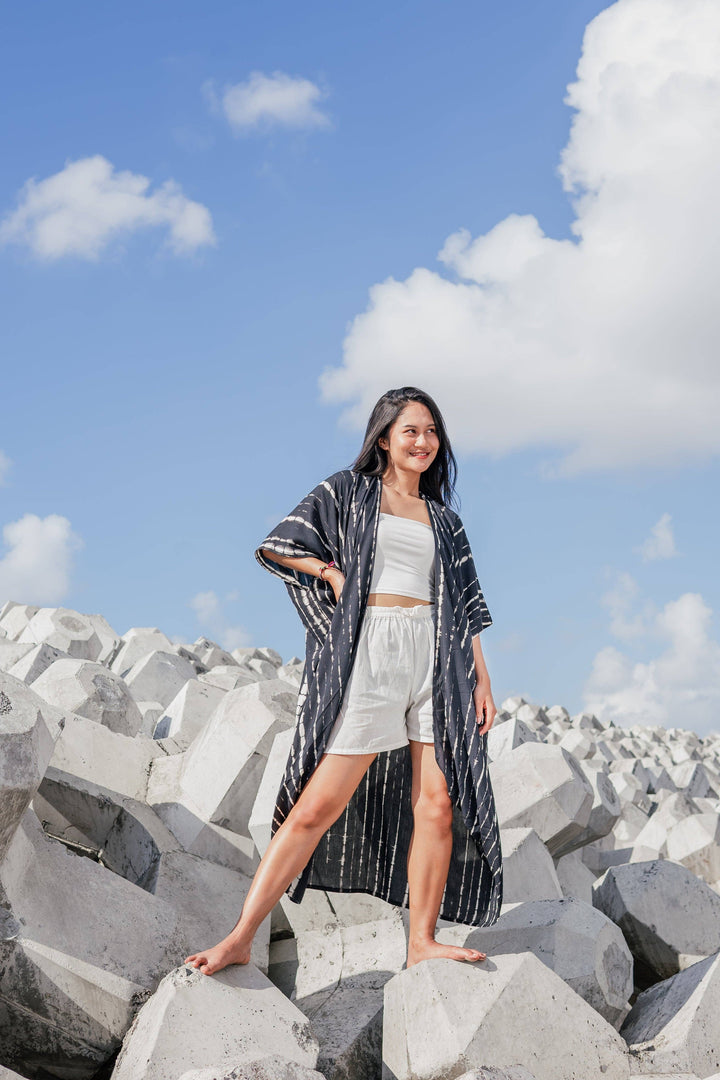 Suzie Blue Canada - Black & White Tie Dye Long Kimono