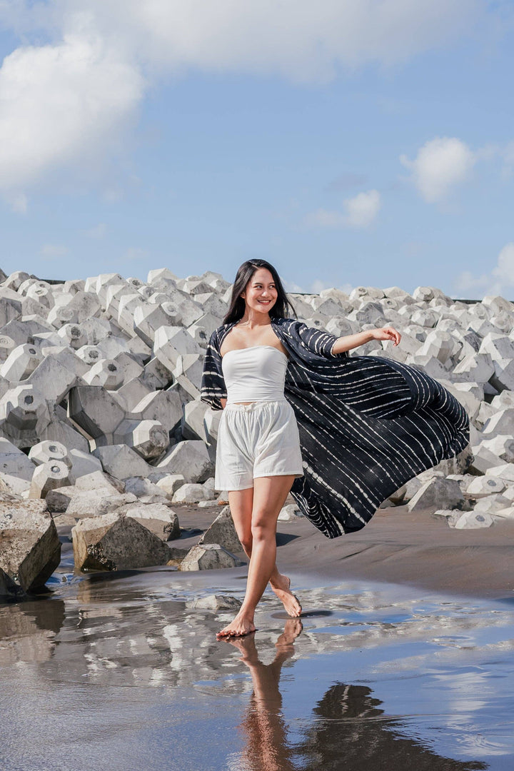 Suzie Blue Canada - Black & White Tie Dye Long Kimono