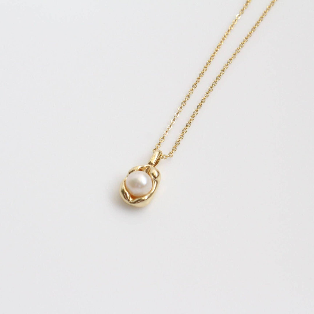 iBijoux - Single Pearl Pendant Necklace
